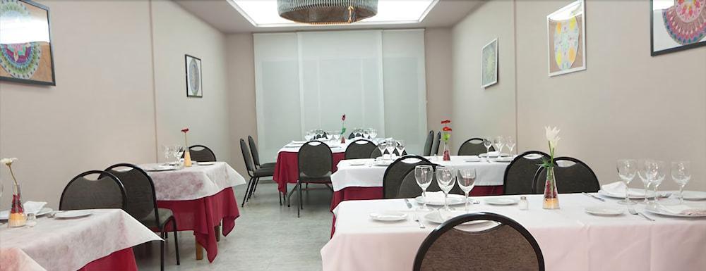 Hotel Fornos Калатаюд Екстериор снимка
